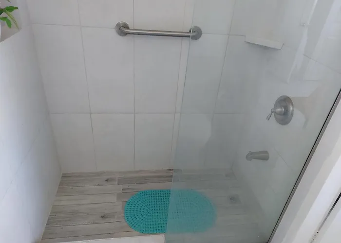 Apartment Contemporary Ocean View 2bed Carib Ocho Rios