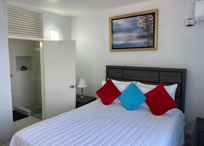 Contemporary Ocean View 2bed Carib Apartment *