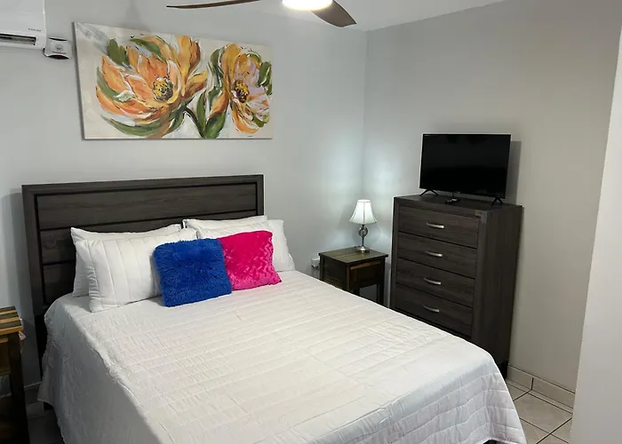 Contemporary Ocean View 2bed Carib Apartment